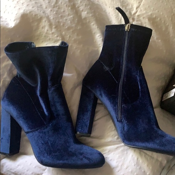 Steve Madden Shoes - STEVE MADDEN BOOTS SIZE 9